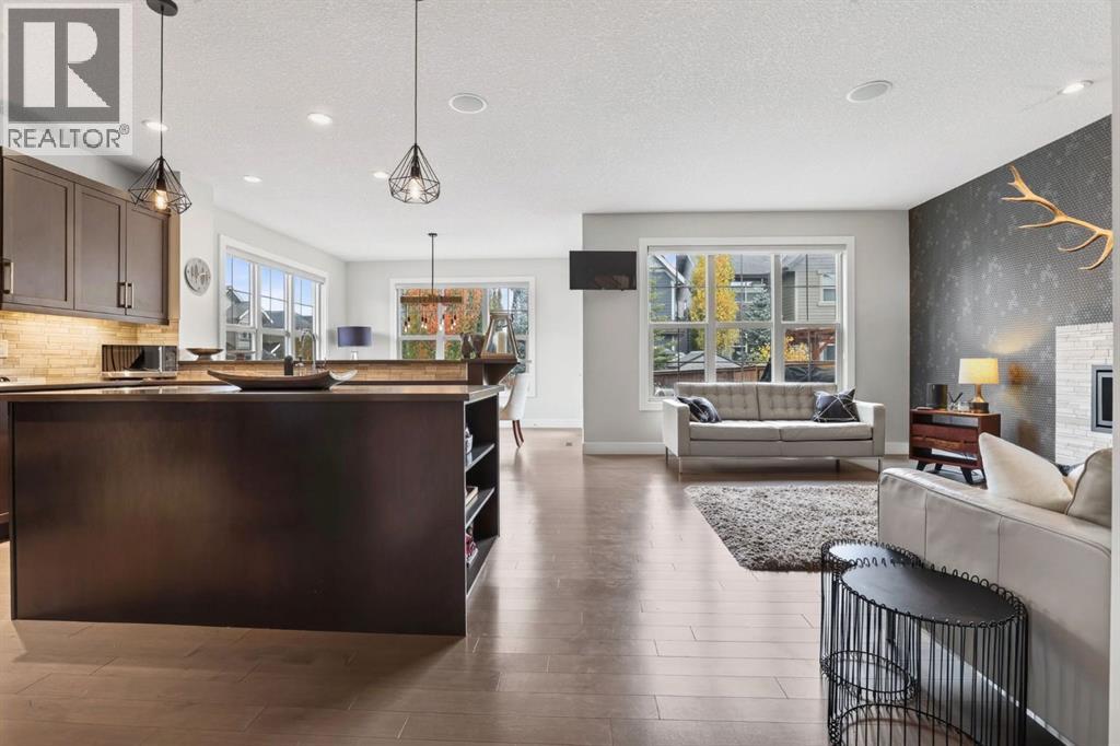 1 Riviera Point