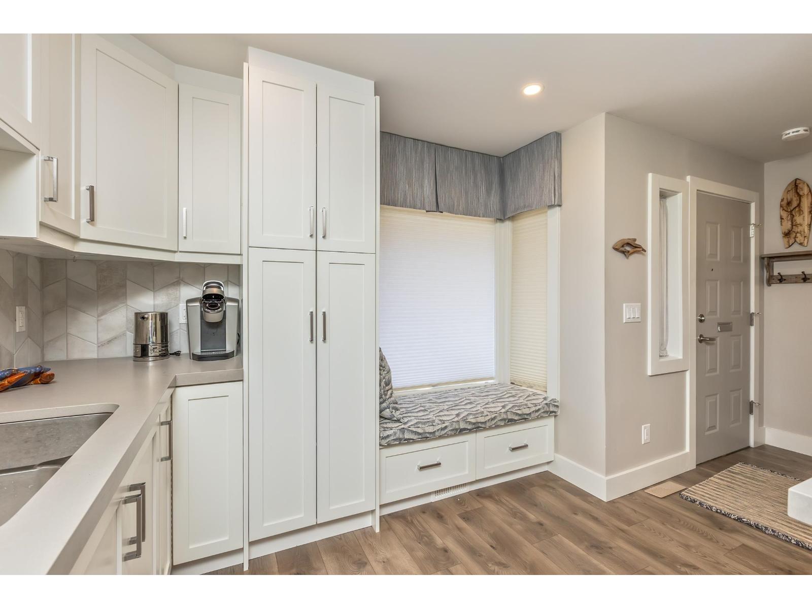 15804 Mcbeth Road, Surrey, British Columbia  V4A 5X3 - Photo 4 - R3173420