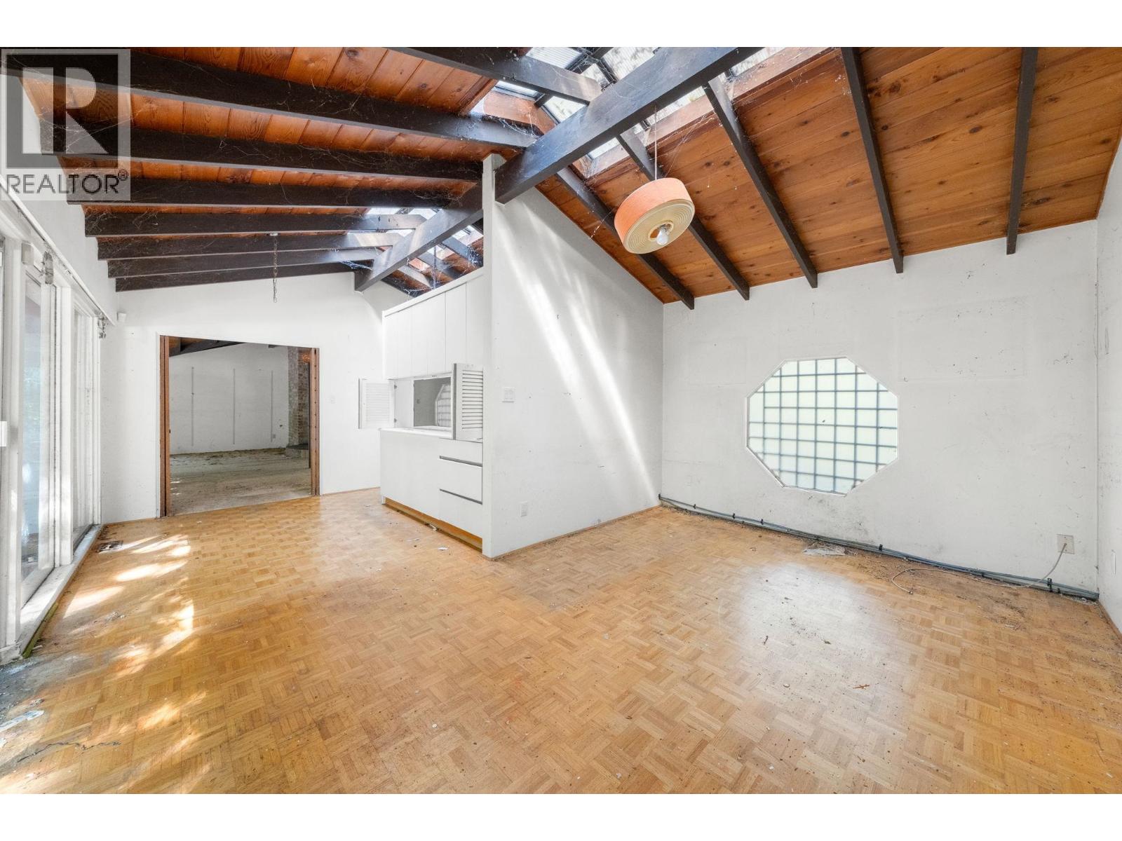 3745 Southridge Avenue, West Vancouver, British Columbia  V7V 3H9 - Photo 15 - R3171329