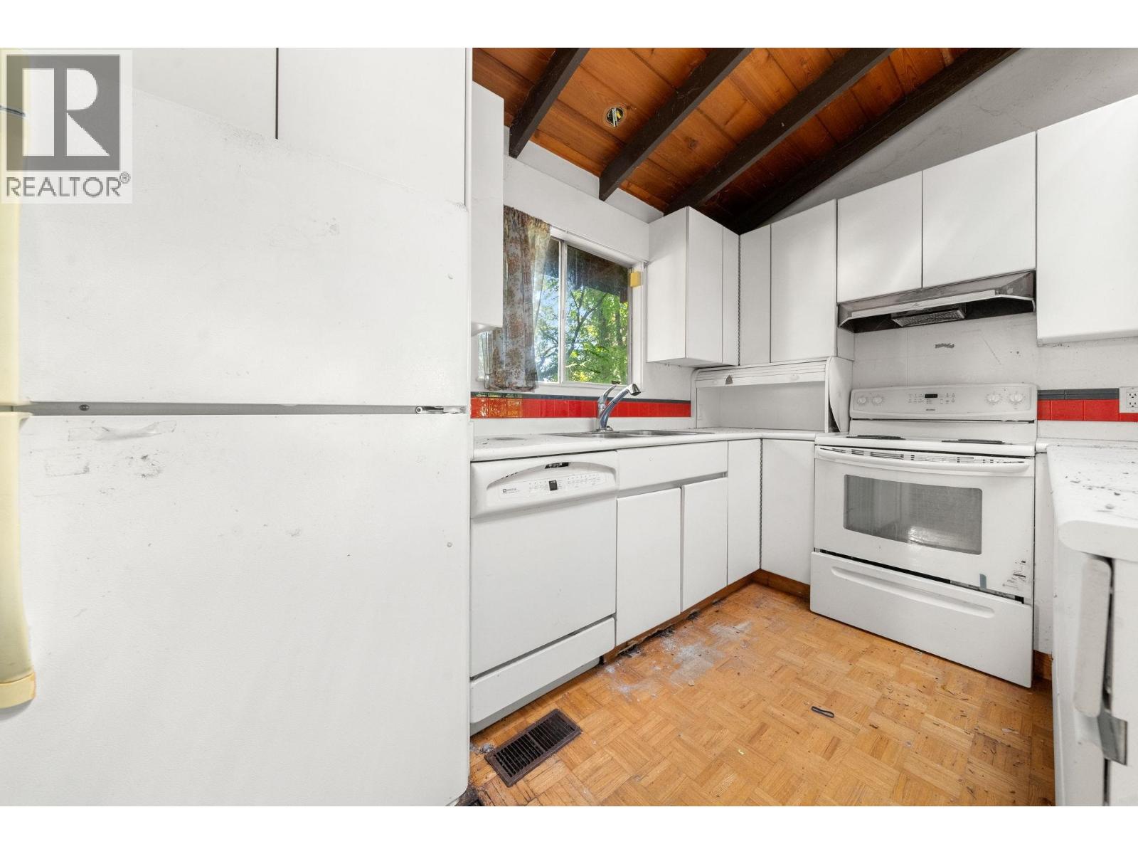 3745 Southridge Avenue, West Vancouver, British Columbia  V7V 3H9 - Photo 12 - R3171329
