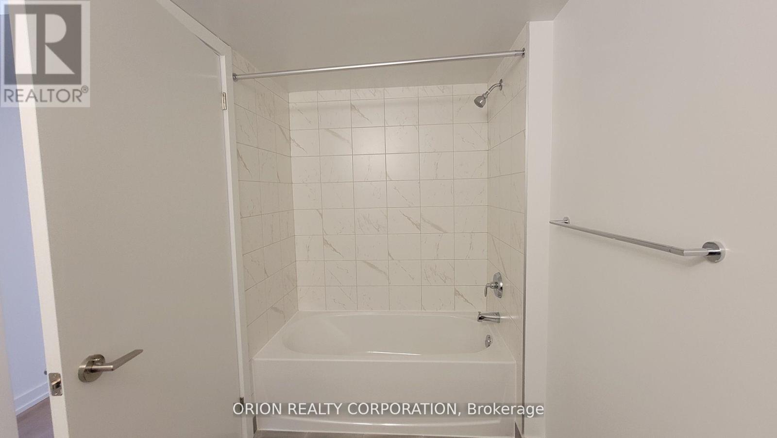 1111 - 1435 Celebration Drive, Pickering, Ontario  L1W 0C4 - Photo 15 - E13885122