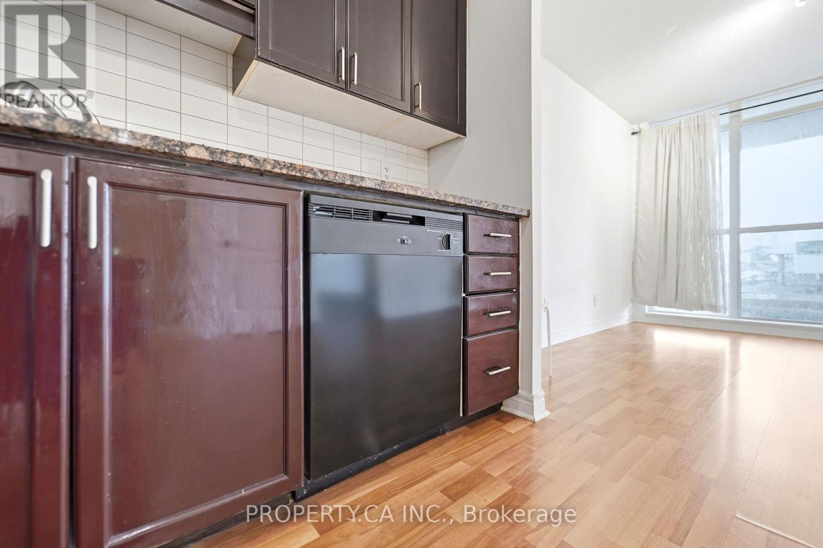 203 - 70 Town Centre Court, Toronto, Ontario  M1P 0B2 - Photo 12 - E13885128