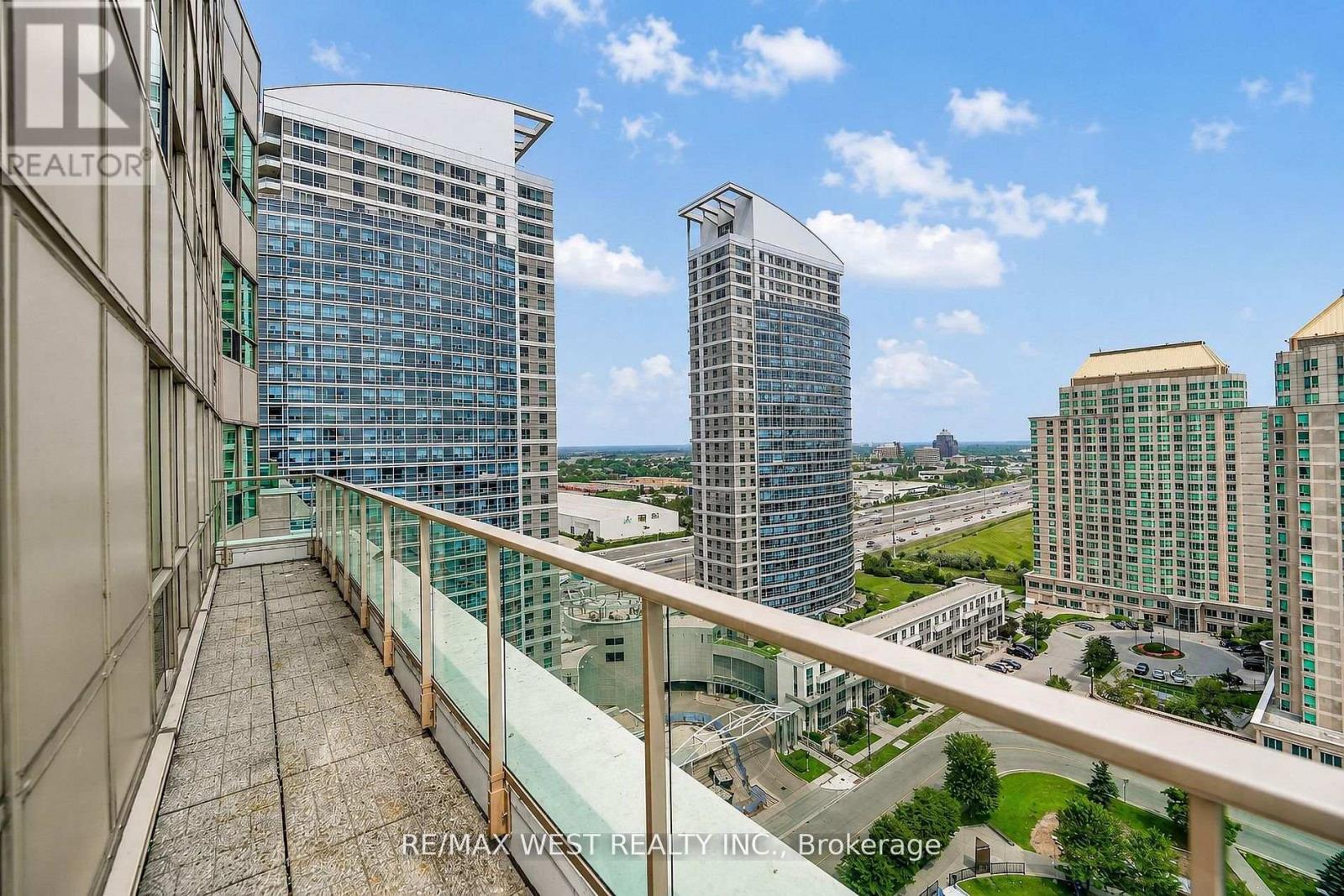 Ph103 - 8 Lee Centre Drive, Toronto, Ontario  M1H 3H8 - Photo 10 - E13885136