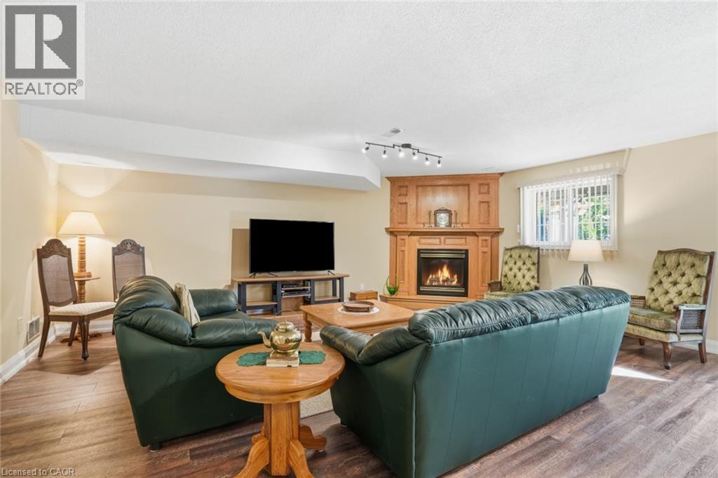 9 Kinsman Court S, Pelham, Ontario  L0S 1E3 - Photo 7 - 40870167