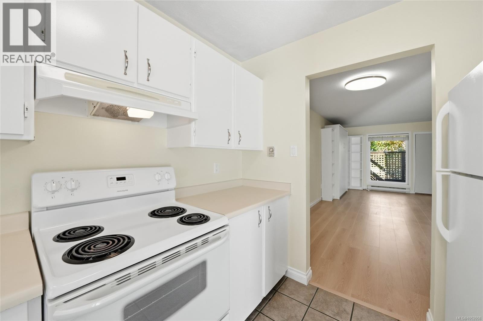 10 240 Higson Cres