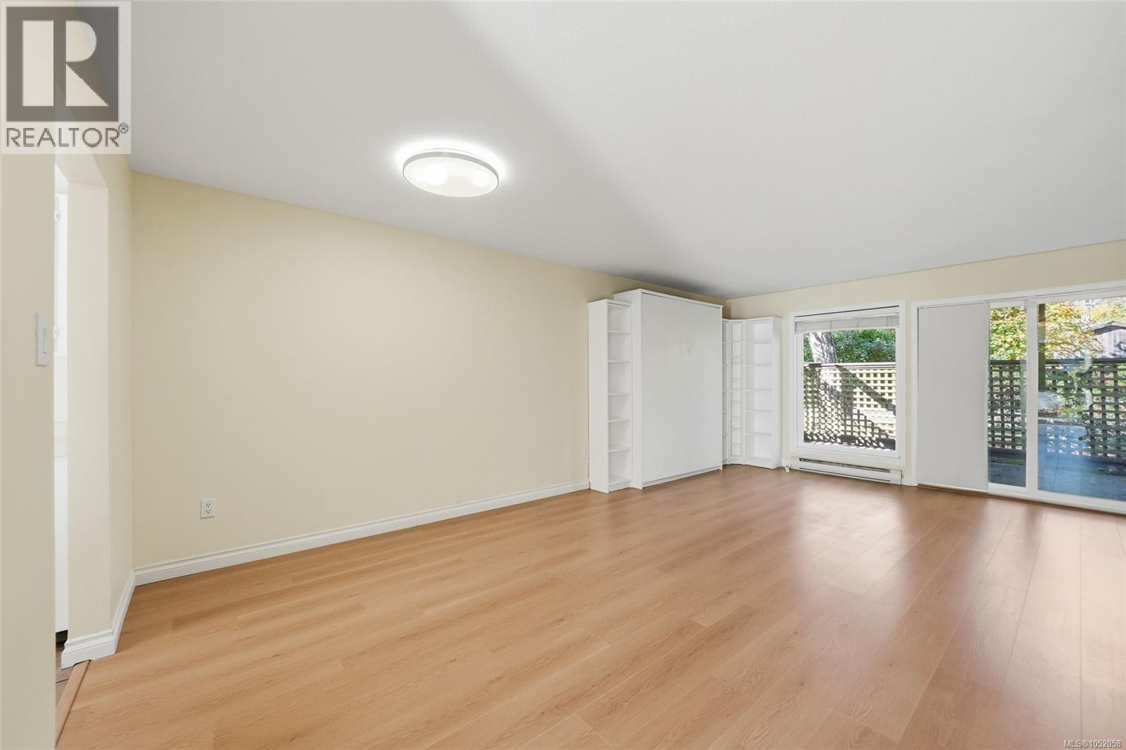 10 240 Higson Cres