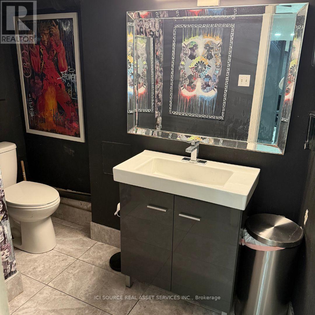 3097 Dundas Street W, Toronto (Junction Area), Ontario  M6P 1Z9 - Photo 8 - W13885114