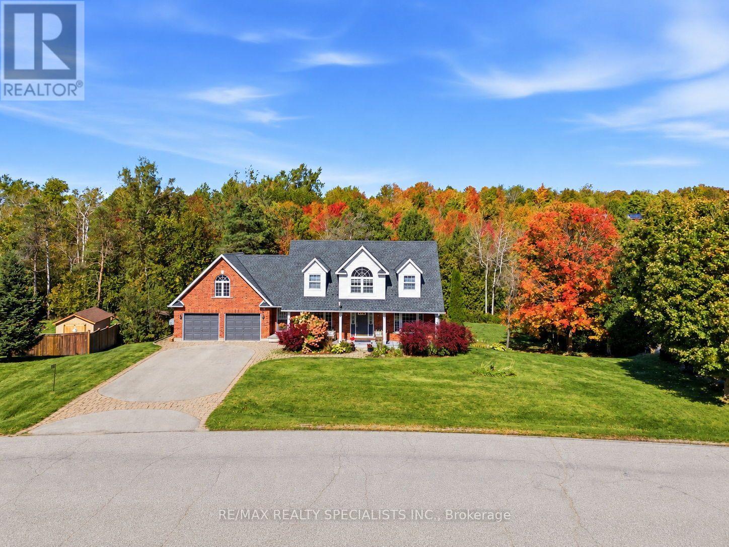 15 Patrick Drive, Erin, Ontario  N0B 1T0 - Photo 3 - X13885110