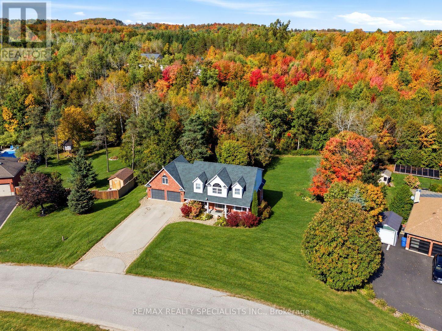 15 Patrick Drive, Erin, Ontario  N0B 1T0 - Photo 5 - X13885110