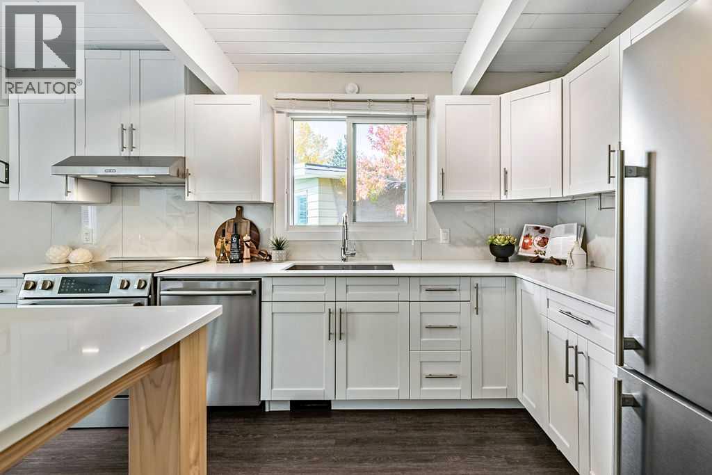 4421 Vissar Crescent Nw, Calgary, Alberta  T3A 0M6 - Photo 7 - A2349534