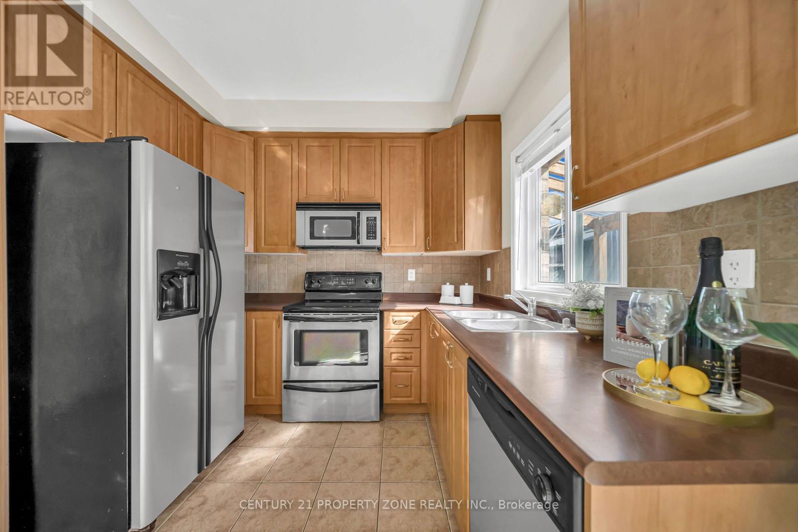 5 Senwood Street, Brampton, Ontario  L7A 3S6 - Photo 15 - W13884934