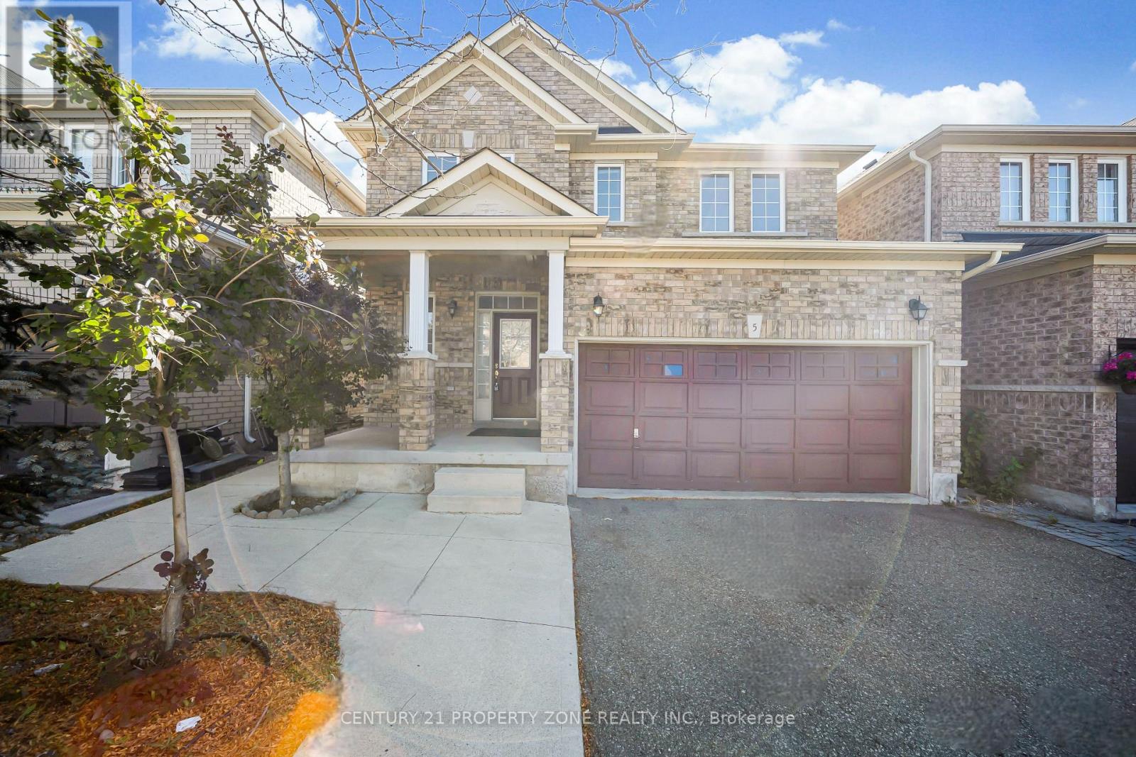 5 Senwood Street, Brampton, Ontario  L7A 3S6 - Photo 4 - W13884934