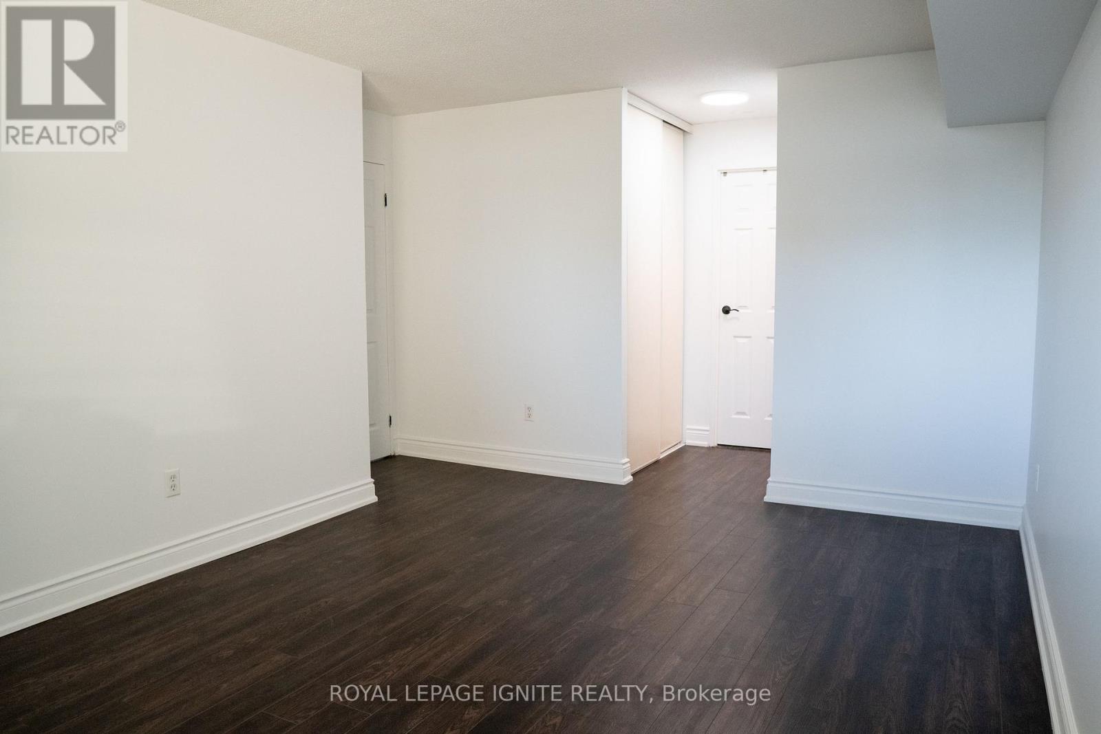 1010 - 5 Rowntree Road, Toronto, Ontario  M9V 5G9 - Photo 12 - W13884956