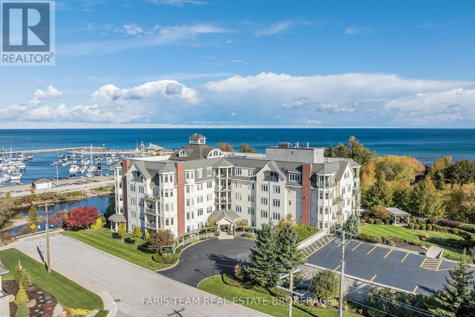 301 - 10 BAY STREET E, Blue Mountains, Ontario