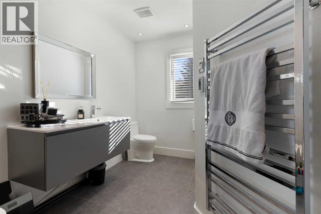 127 Edgewood Drive Nw, Calgary, Alberta  T3A 2T3 - Photo 20 - A2350763