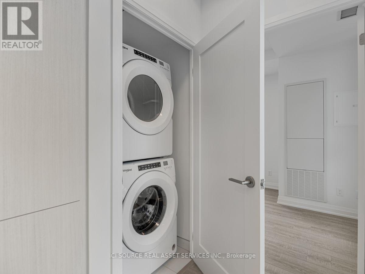 905 - 286 Main Street, Toronto, Ontario  M4C 5K7 - Photo 6 - E13885168