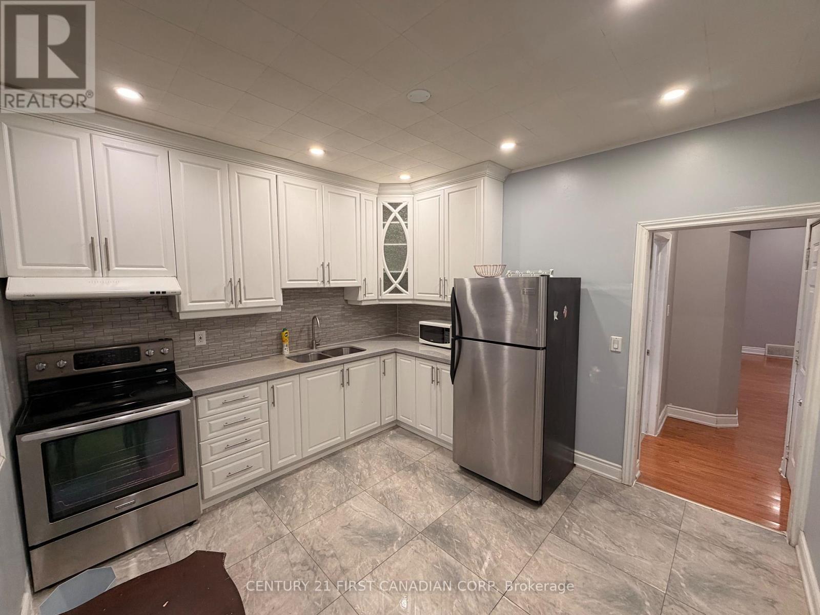 Main - 31 Adelaide Street S, London South, Ontario  N5Z 3K1 - Photo 6 - X13885090