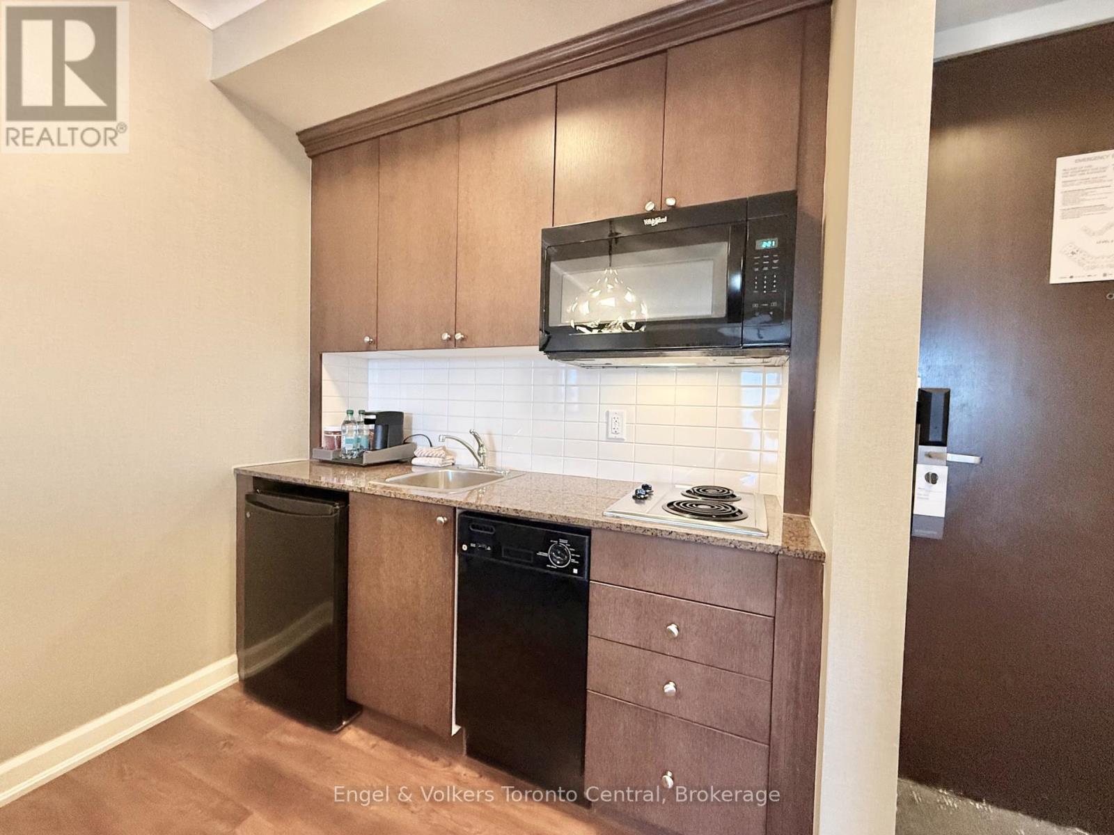 304 - 220 Gord Canning Drive, Blue Mountains, Ontario  L9Y 0V9 - Photo 8 - X13885166