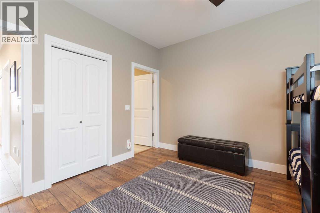 26 Palisades Lane NE