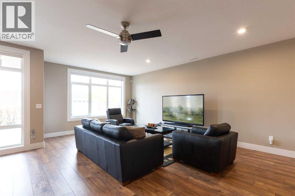 26 Palisades Lane NE