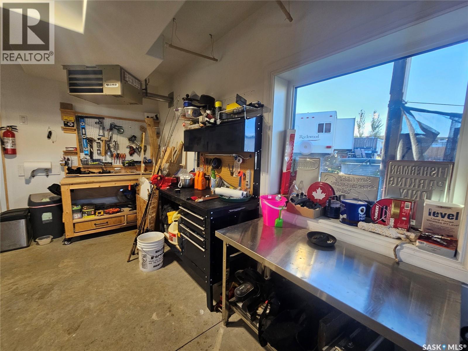 203 Hillcrest Place, Lac Pelletier Rm No. 107, Saskatchewan  S0N 2Y0 - Photo 37 - SK050838