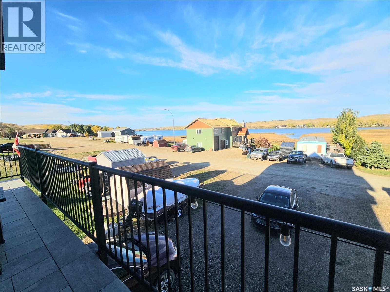 203 Hillcrest Place, Lac Pelletier Rm No. 107, Saskatchewan  S0N 2Y0 - Photo 5 - SK050838