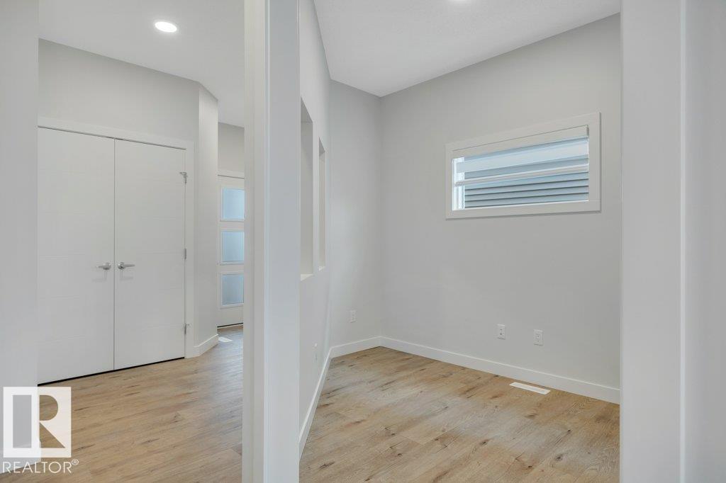 18647 19 Av Nw, Edmonton, Alberta  T6M 3M9 - Photo 5 - E4508692