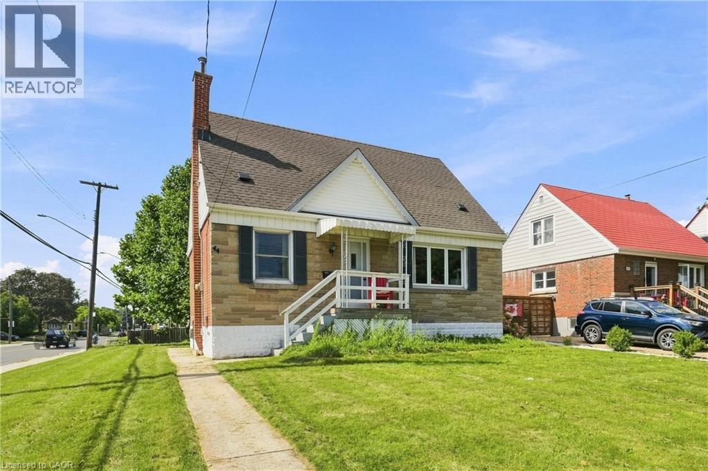 44 GREEN MEADOW Road, Hamilton, Ontario
