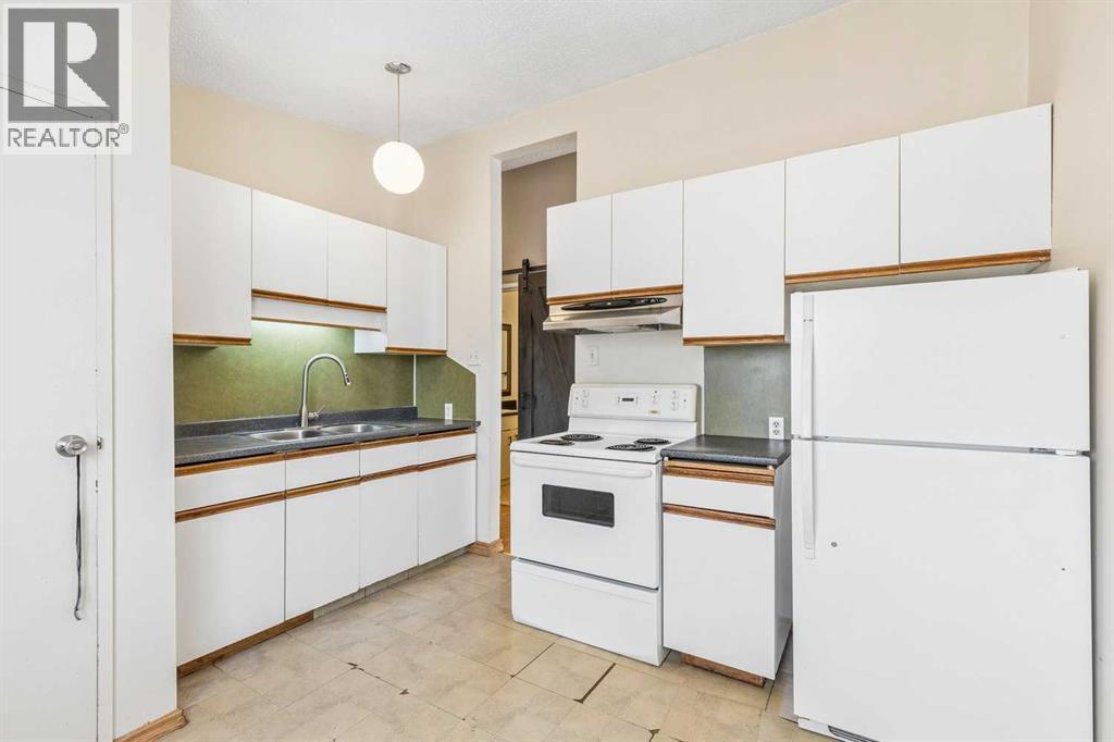 4108 67 Street NW, Calgary, Alberta  T3B 2J3 - Photo 8 - A2350913