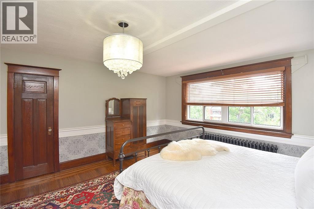 70 Kensington Avenue N, Hamilton, Ontario  L8L 7N9 - Photo 30 - 40869449
