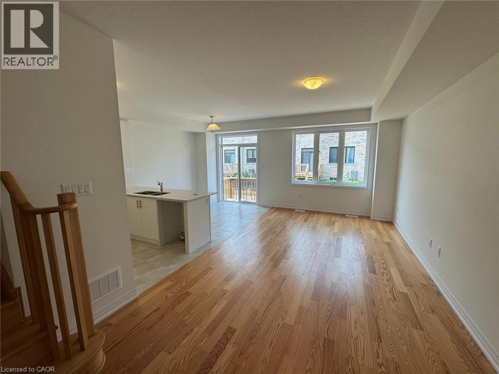 19 Lemon Avenue, Niagara Falls, Ontario  L0S 1K0 - Photo 6 - 40870541