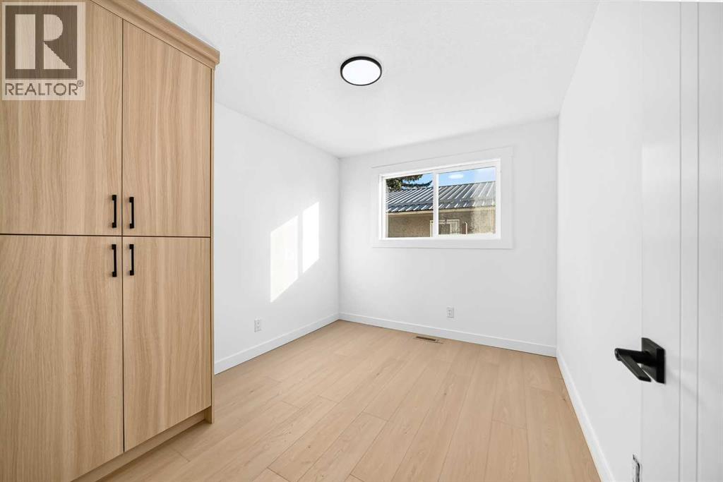 911 Penmeadows Road Se, Calgary, Alberta  T2H 3R1 - Photo 21 - A2351067