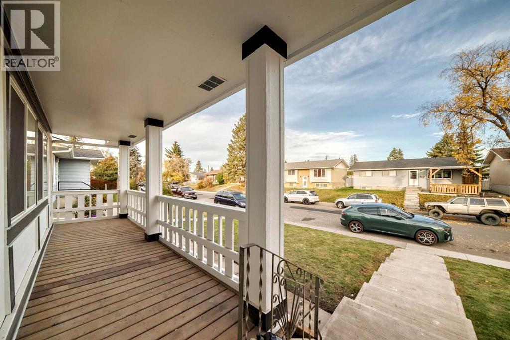 911 Penmeadows Road Se, Calgary, Alberta  T2H 3R1 - Photo 3 - A2351067