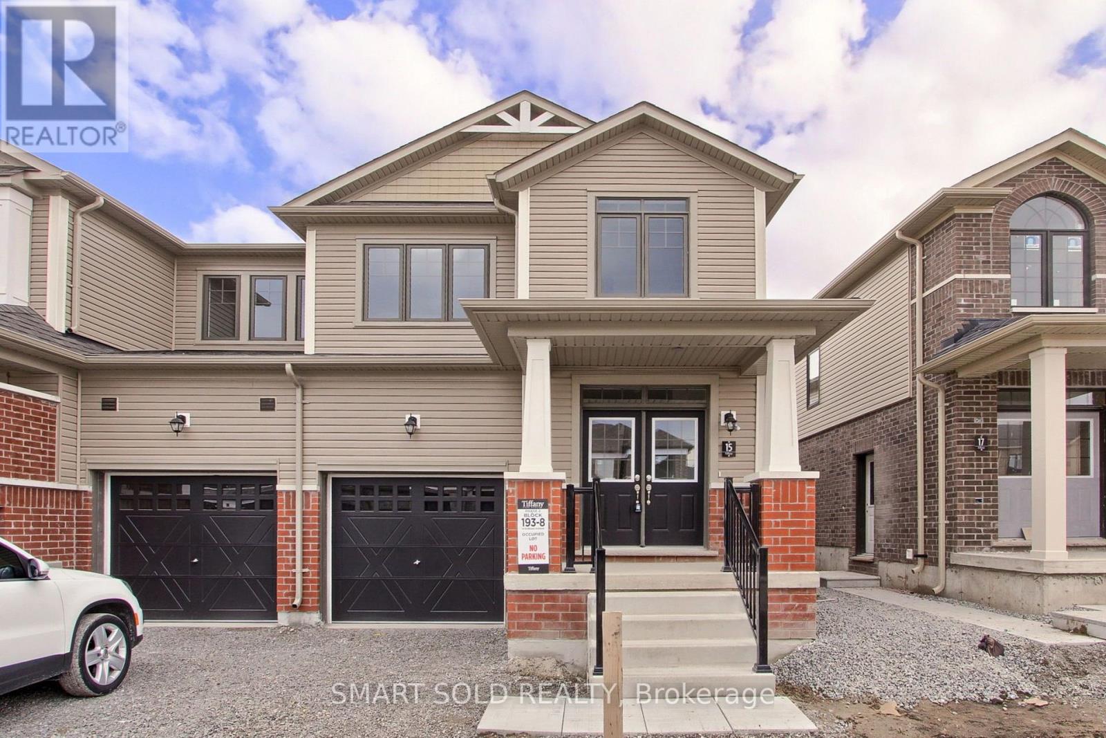 15 DURHAM AVENUE, Barrie, Ontario