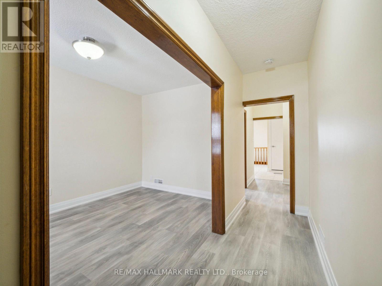 1132 Glengrove Avenue, Toronto, Ontario  M6B 2K4 - Photo 3 - W13850052