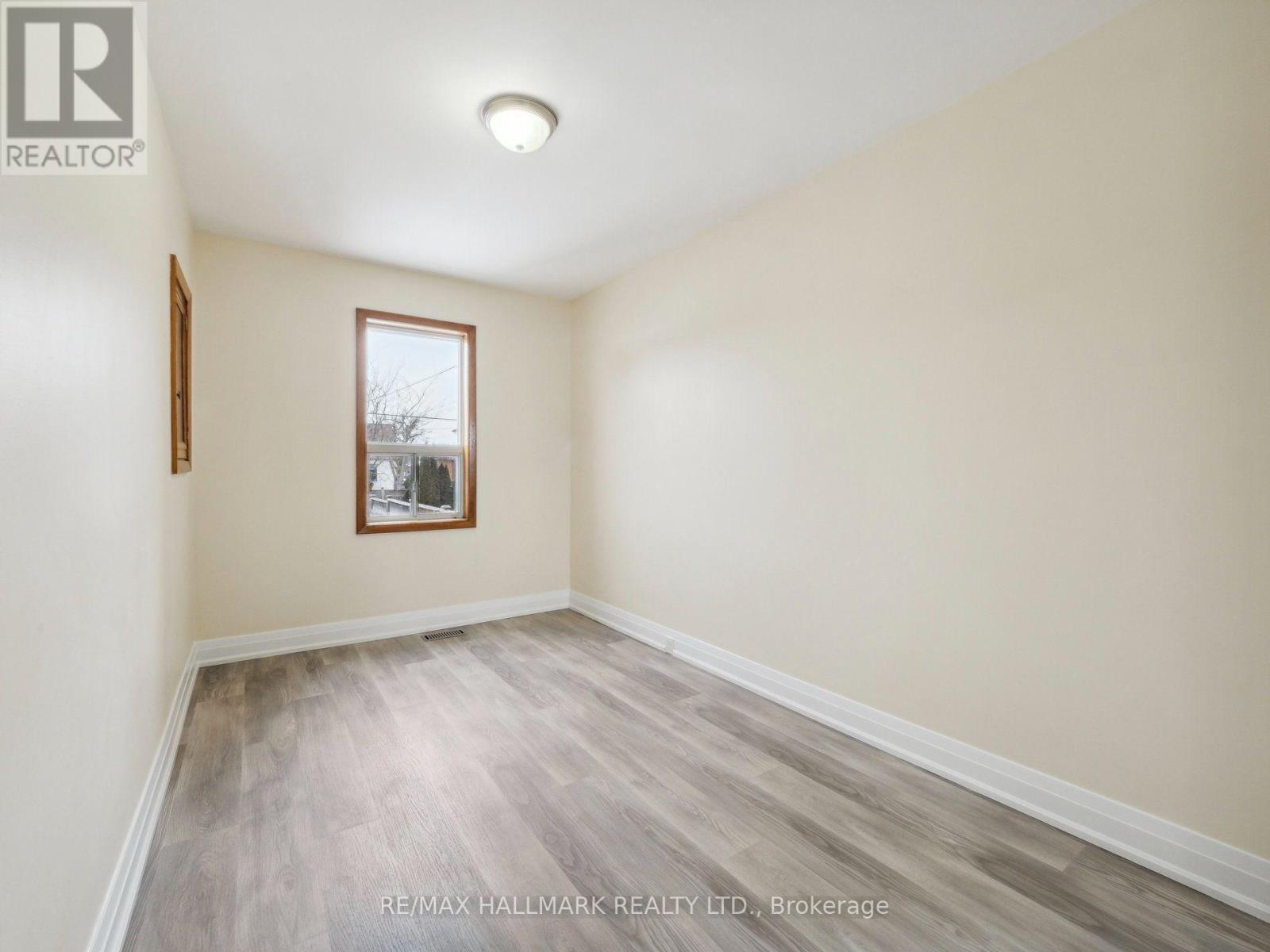 1132 Glengrove Avenue, Toronto, Ontario  M6B 2K4 - Photo 16 - W13850052