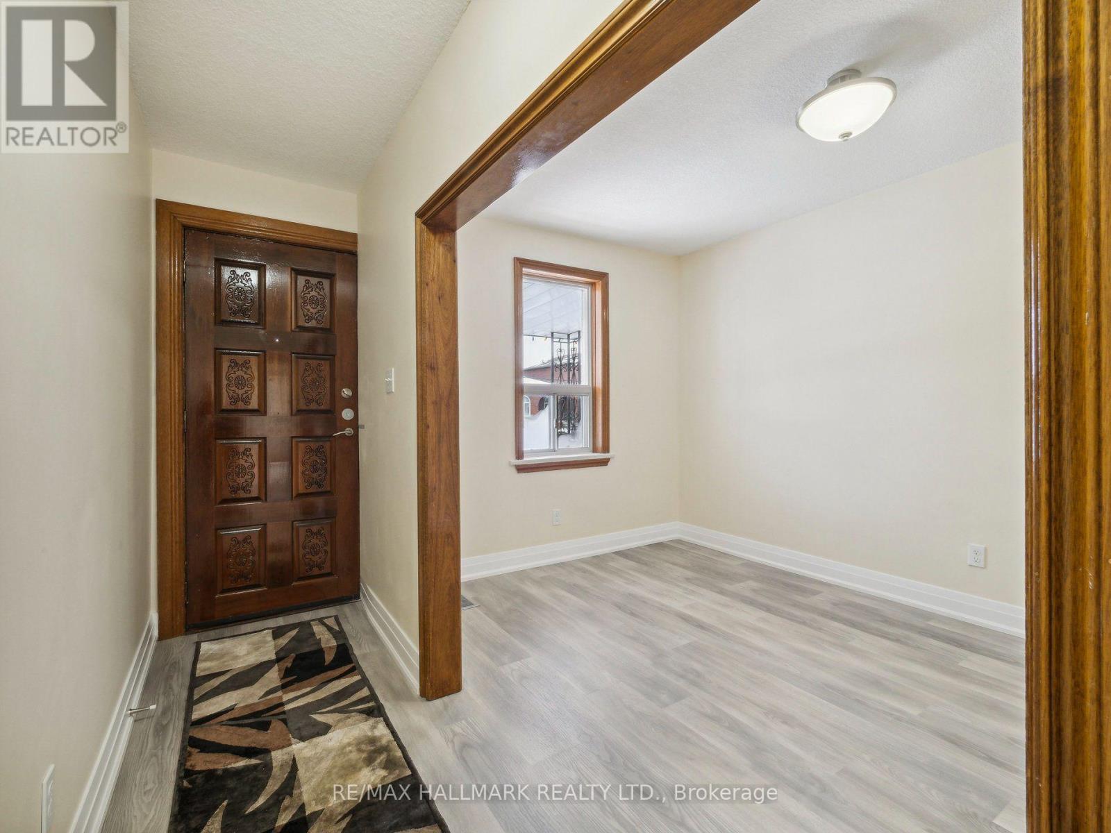 1132 Glengrove Avenue, Toronto, Ontario  M6B 2K4 - Photo 2 - W13850052