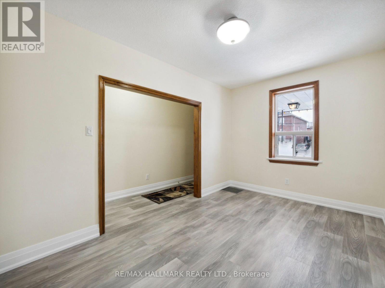1132 Glengrove Avenue, Toronto, Ontario  M6B 2K4 - Photo 5 - W13850052