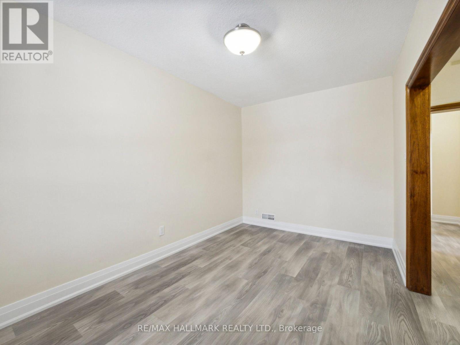 1132 Glengrove Avenue, Toronto, Ontario  M6B 2K4 - Photo 8 - W13850052