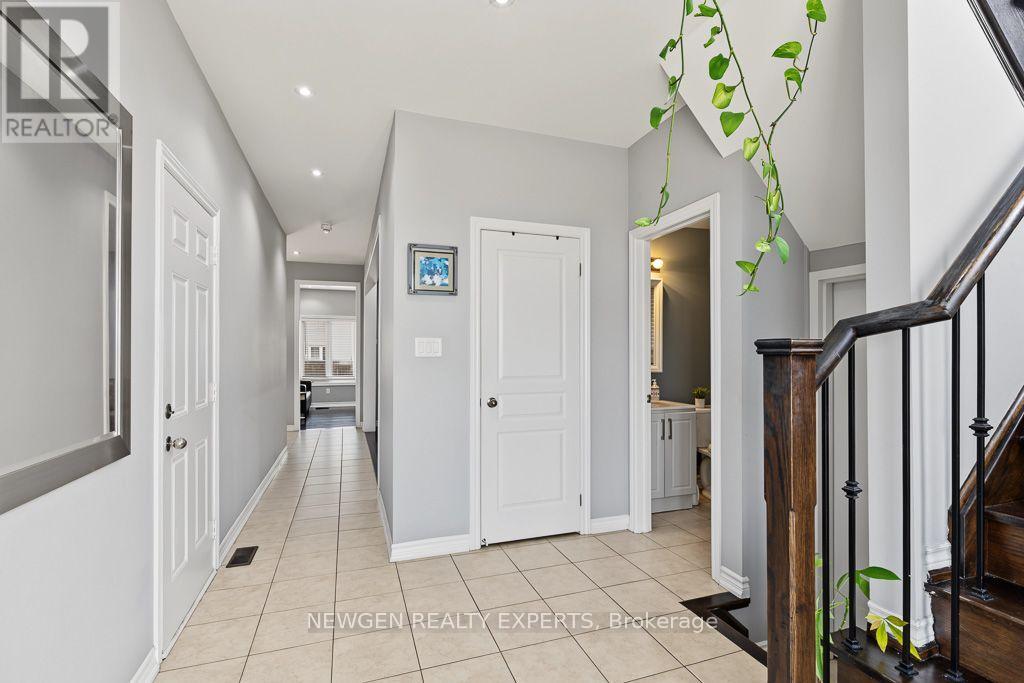 43 Lone Rock Circle, Brampton, Ontario  L6P 0K4 - Photo 19 - W13885240