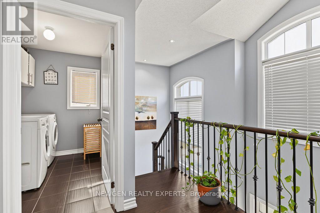 43 Lone Rock Circle, Brampton, Ontario  L6P 0K4 - Photo 20 - W13885240