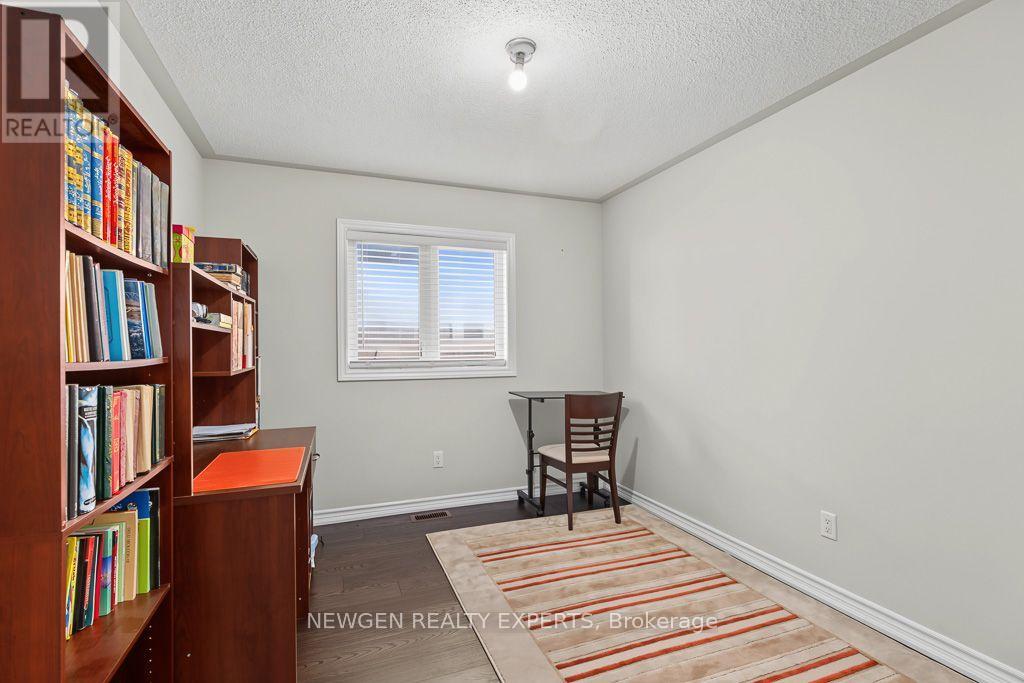 43 Lone Rock Circle, Brampton, Ontario  L6P 0K4 - Photo 21 - W13885240