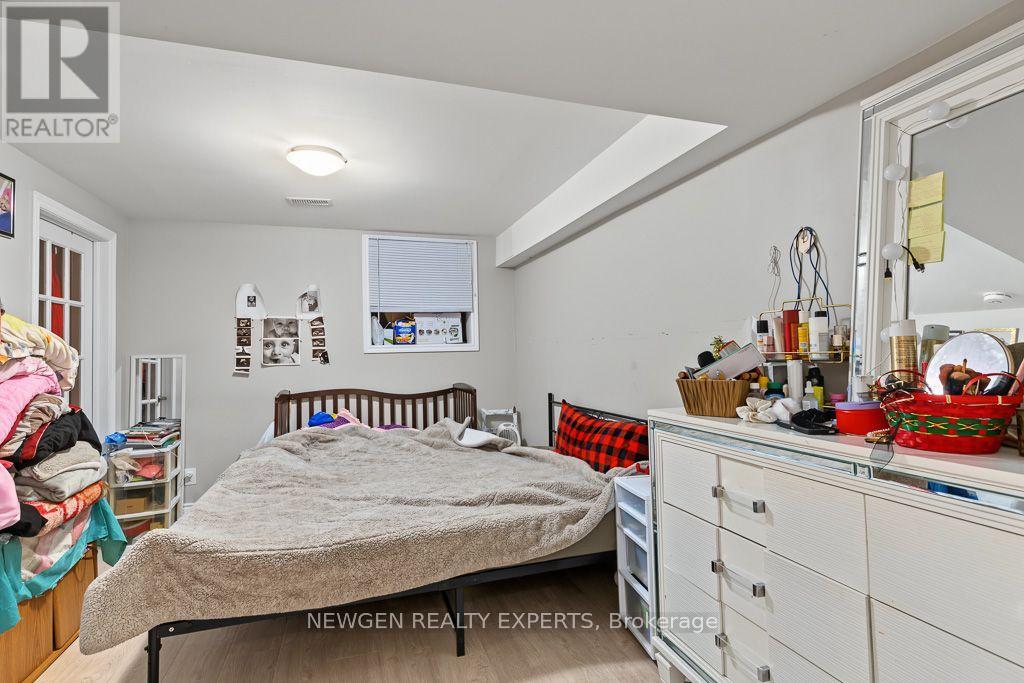 43 Lone Rock Circle, Brampton, Ontario  L6P 0K4 - Photo 40 - W13885240