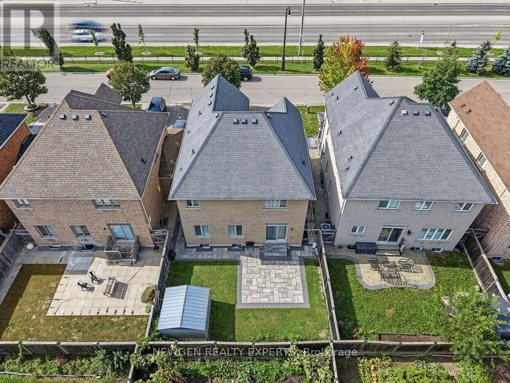 43 Lone Rock Circle, Brampton, Ontario  L6P 0K4 - Photo 47 - W13885240
