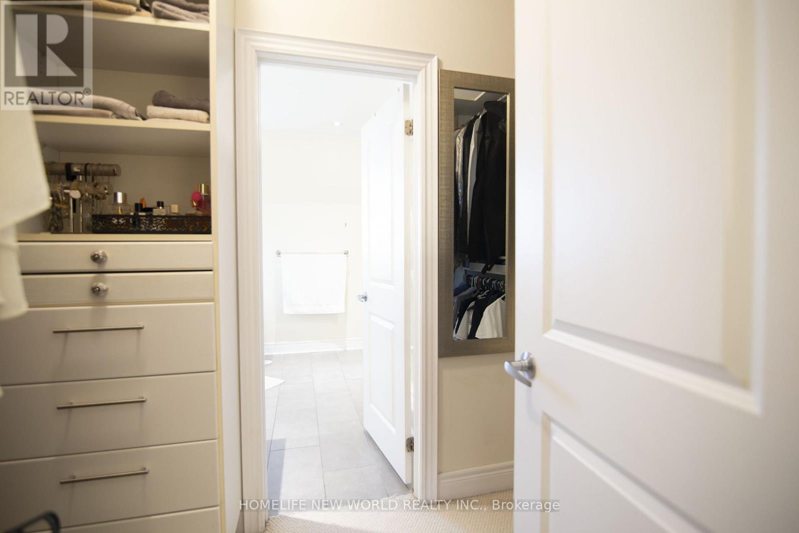 585a Oxford Street, Toronto, Ontario  M8Y 1E6 - Photo 19 - W13885268