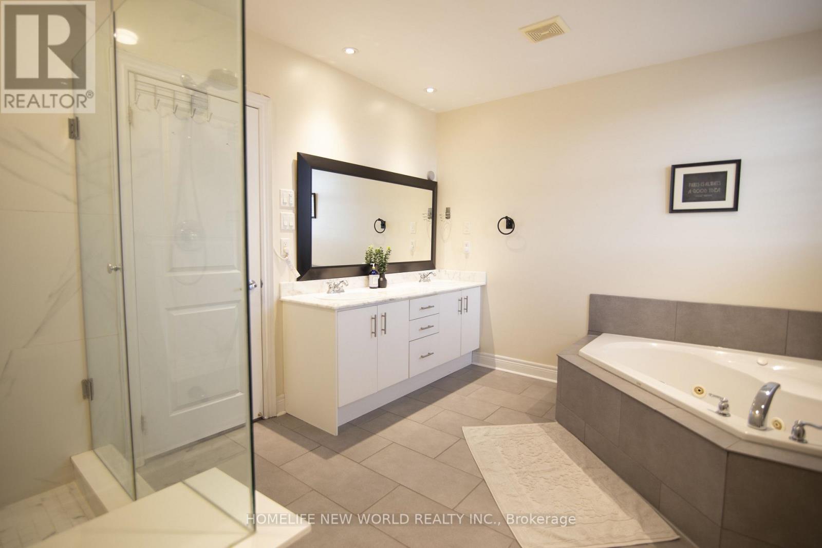 585a Oxford Street, Toronto, Ontario  M8Y 1E6 - Photo 20 - W13885268