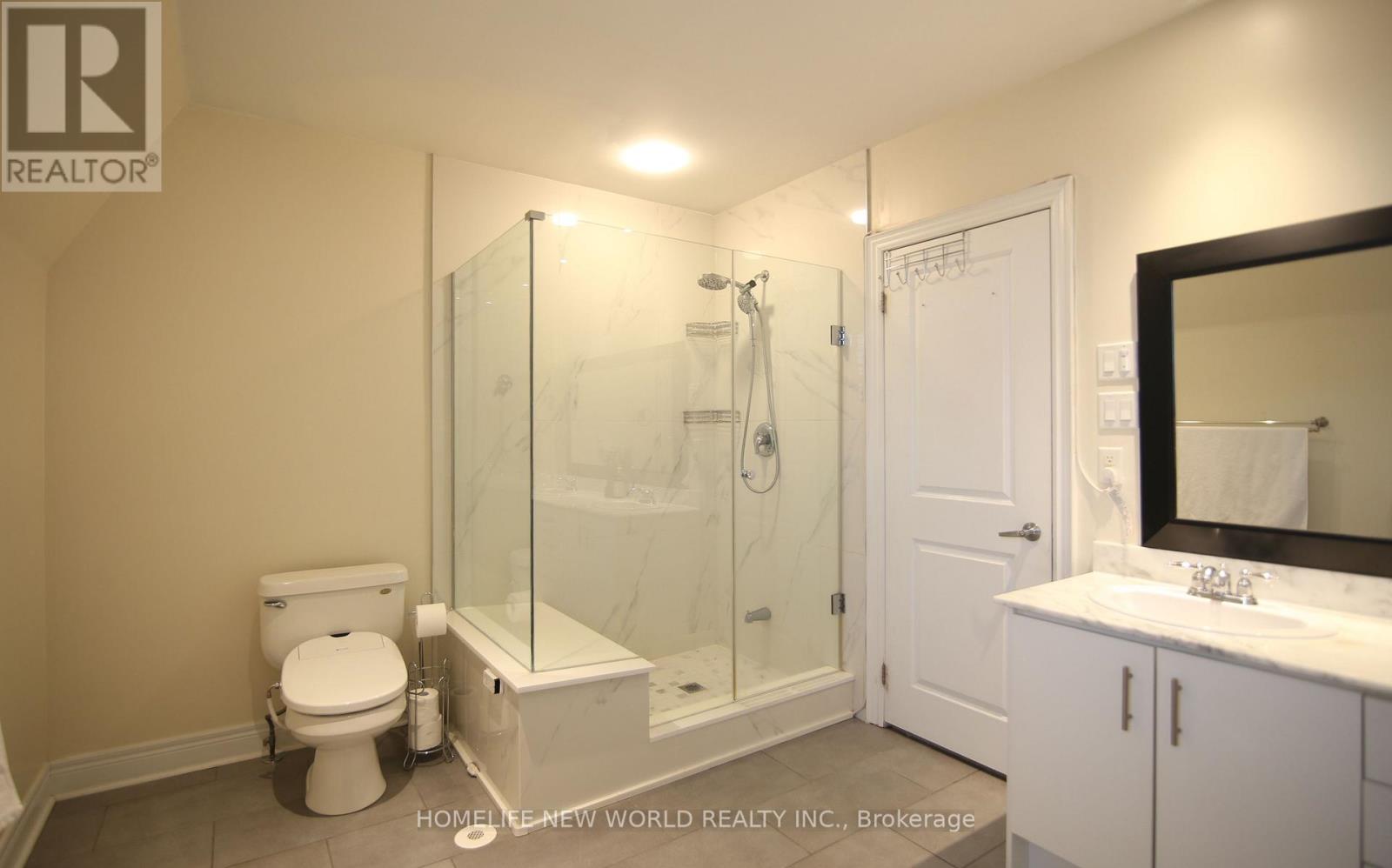 585a Oxford Street, Toronto, Ontario  M8Y 1E6 - Photo 21 - W13885268