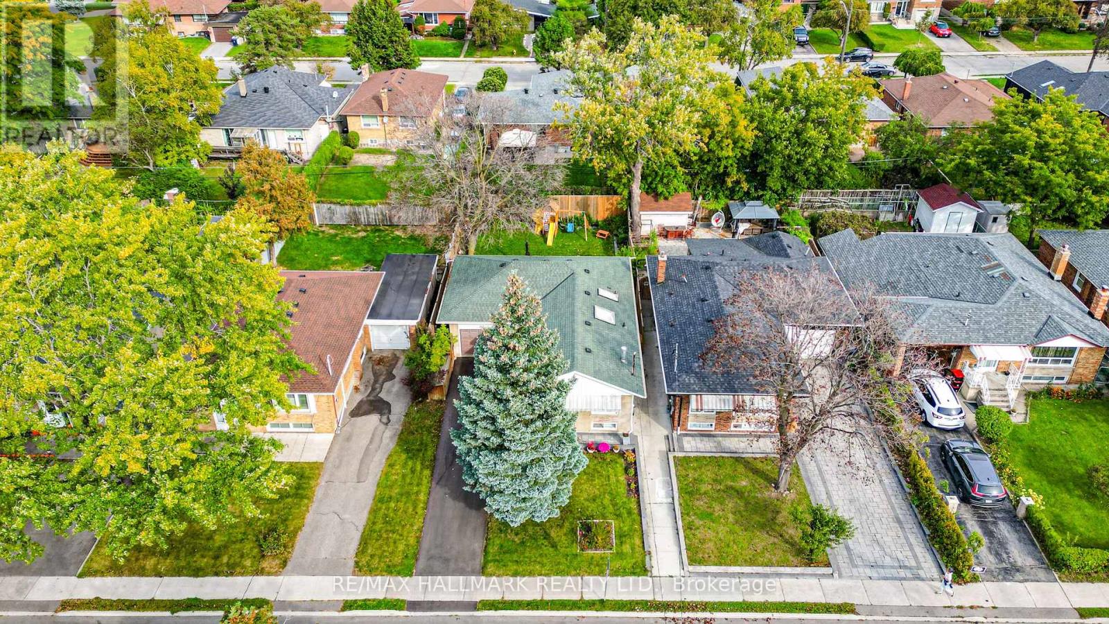 20 Wishing Well Drive, Toronto, Ontario  M1T 1J1 - Photo 39 - E13876608