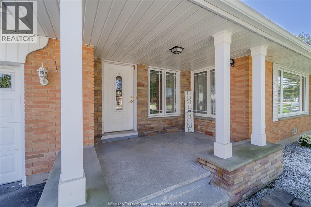 15 Bond Avenue, Tilbury, Ontario  N0P 2L0 - Photo 3 - 26024888