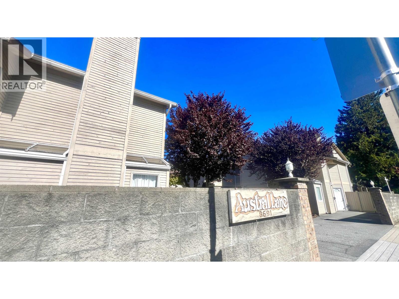 9 8691 COOK ROAD, Richmond, British Columbia